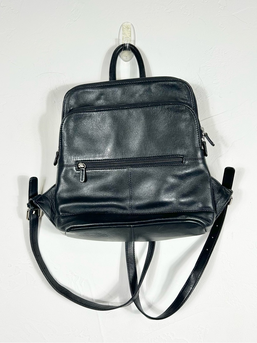 ili New York Black Genuine Leather RFID Blocking Backpack Purse